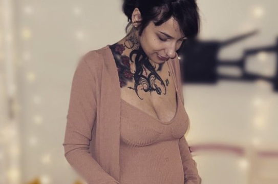 Is Chloe Sunderland (Roma Army) Pregnant