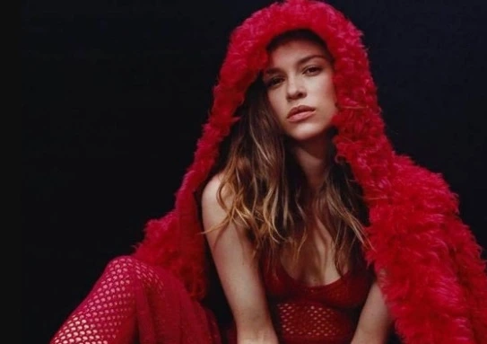 Sophie Cookson Biography